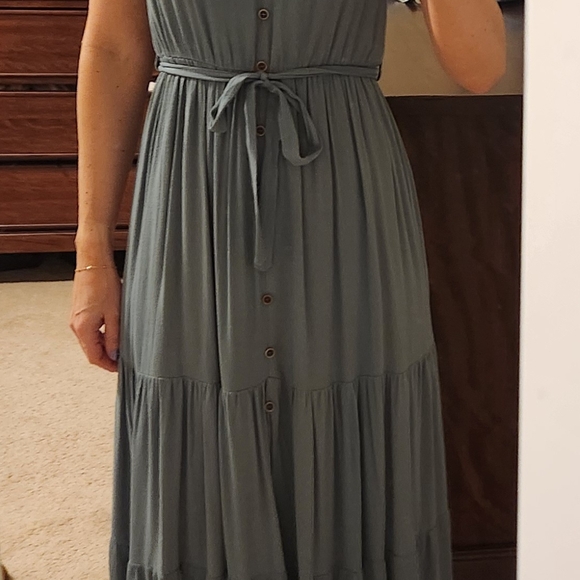 Chic Blue Maxi Dress with Button-Down Design - Picture 1 of 6